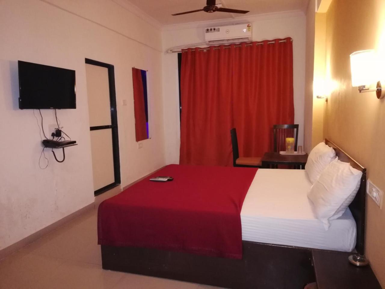Elite Inn Lonavala Exterior foto