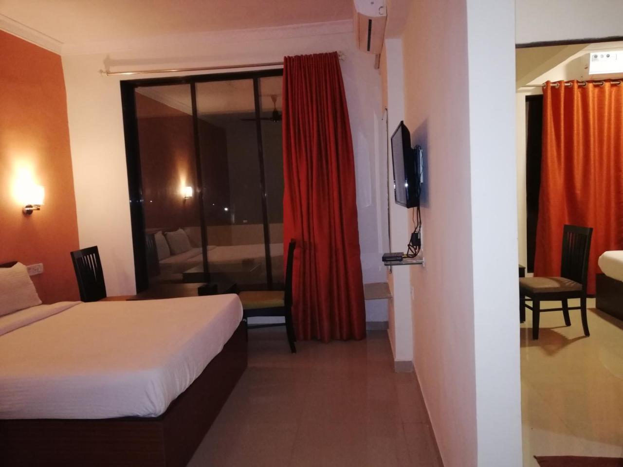 Elite Inn Lonavala Exterior foto