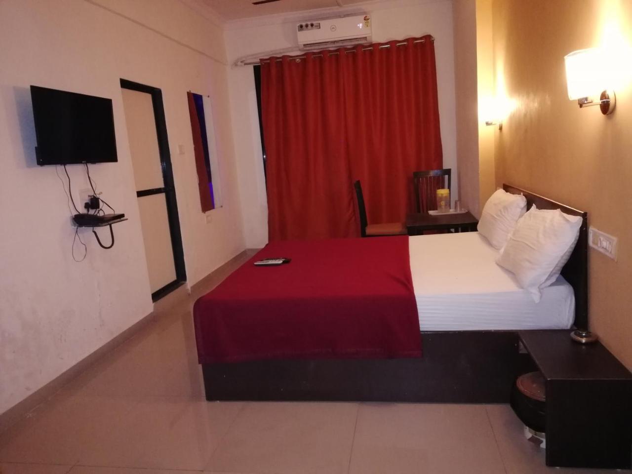 Elite Inn Lonavala Exterior foto